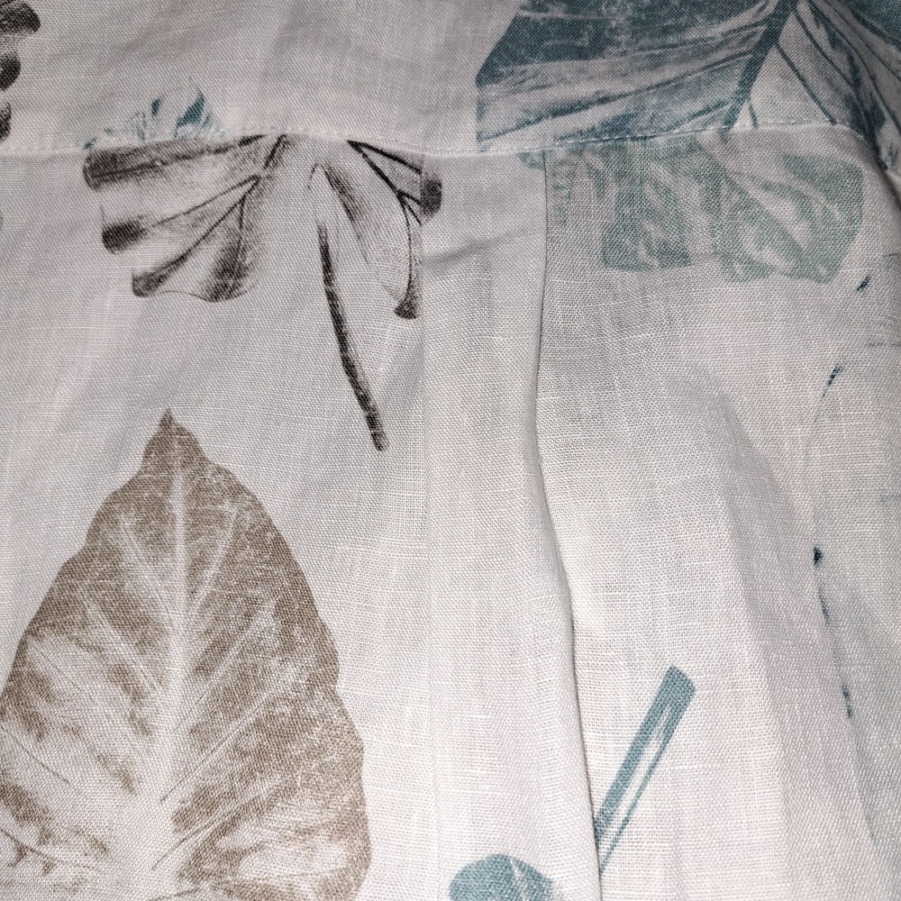 I Linen Lifestyle Elegant Light Gray and Blu Linen Blouse - Picture 6 of 10